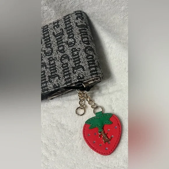 Juicy Couture strawberry wallet beige and black - Picture 3 of 10